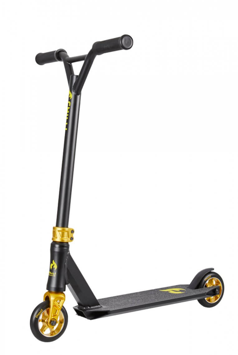 Chilli Pro 3000 Stunt Scooter Black/Gold Slick's Skate Store